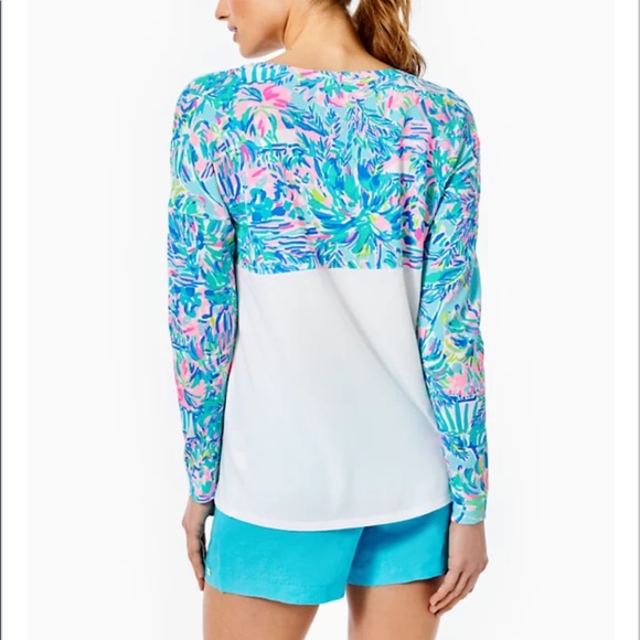 🍍Lilly Pulitzer Finn Top - Blue Ibiza Cabana Cocktail🍍 - Picture 2 of 9